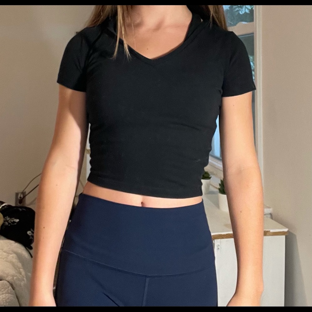 Size: xs wild fable black crop top